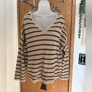 Old navy bell bottom sleeve crochet sweater. NWT size large.